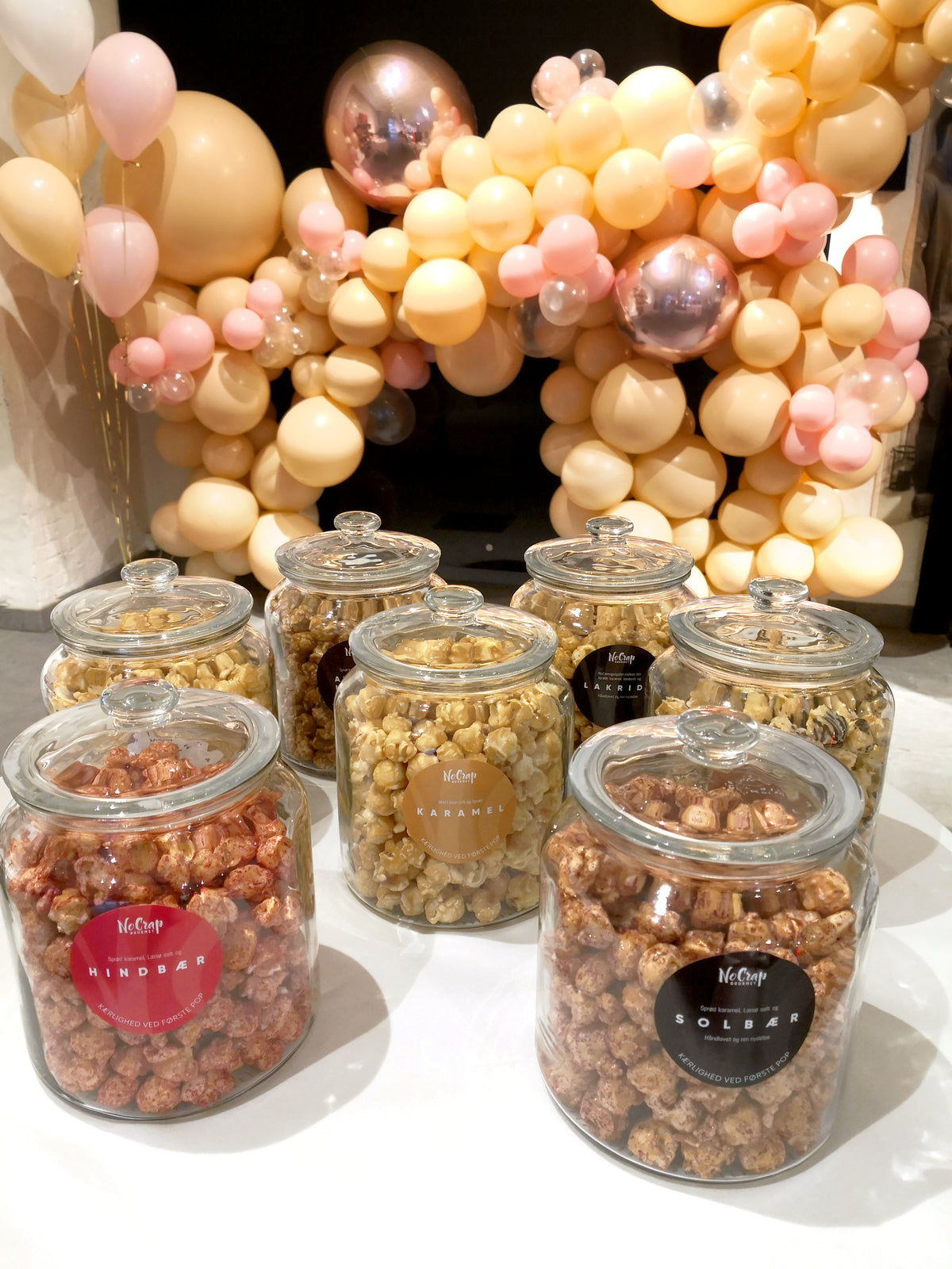 Stor Eksklusiv Popcorn Buffet m. 5 varianter gourment popcorn inkl. glaskrukker
